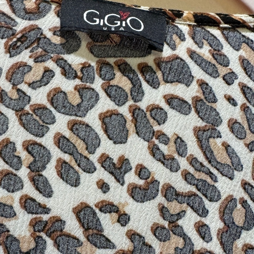 Gigio Casual Flowy Top Medium EUC - Picture 4 of 4
